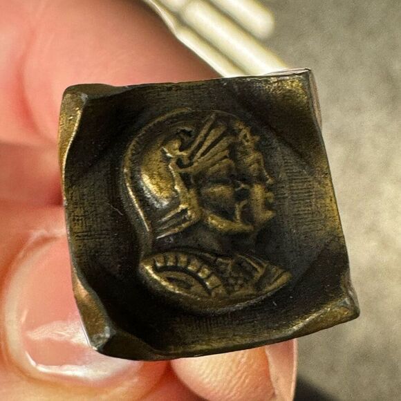 Vintage Gold Tone Cameo Cufflink Engraved PAT 2974381 - Picture 3 of 5